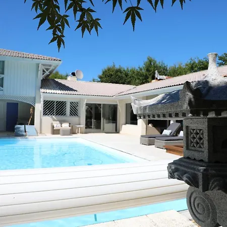 Ferienhaus La Maison Blanche De *