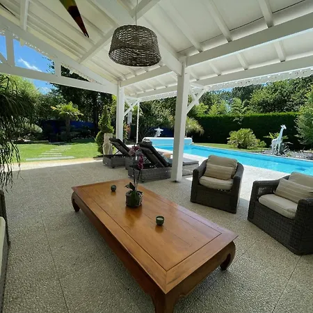 Ferienhaus La Maison Blanche De *