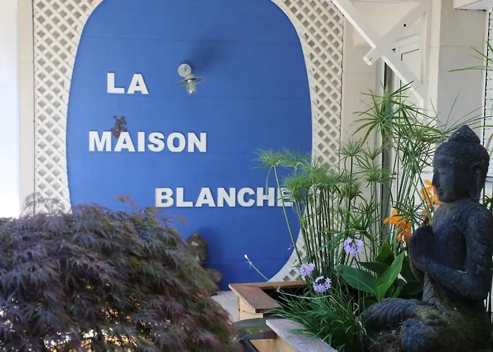 La Maison Blanche De Lanton