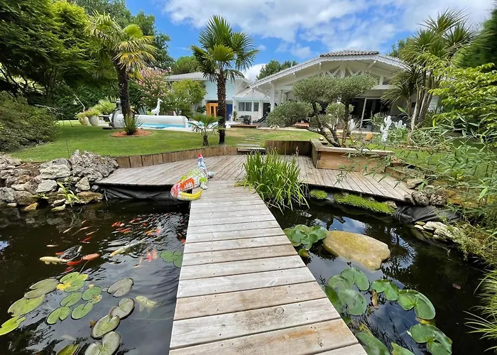 La Maison Blanche De Lanton